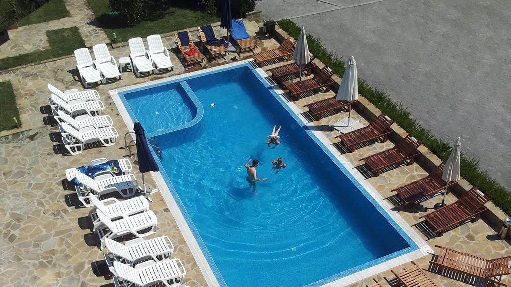סוזופול High In The Sky Apartments מראה חיצוני תמונה