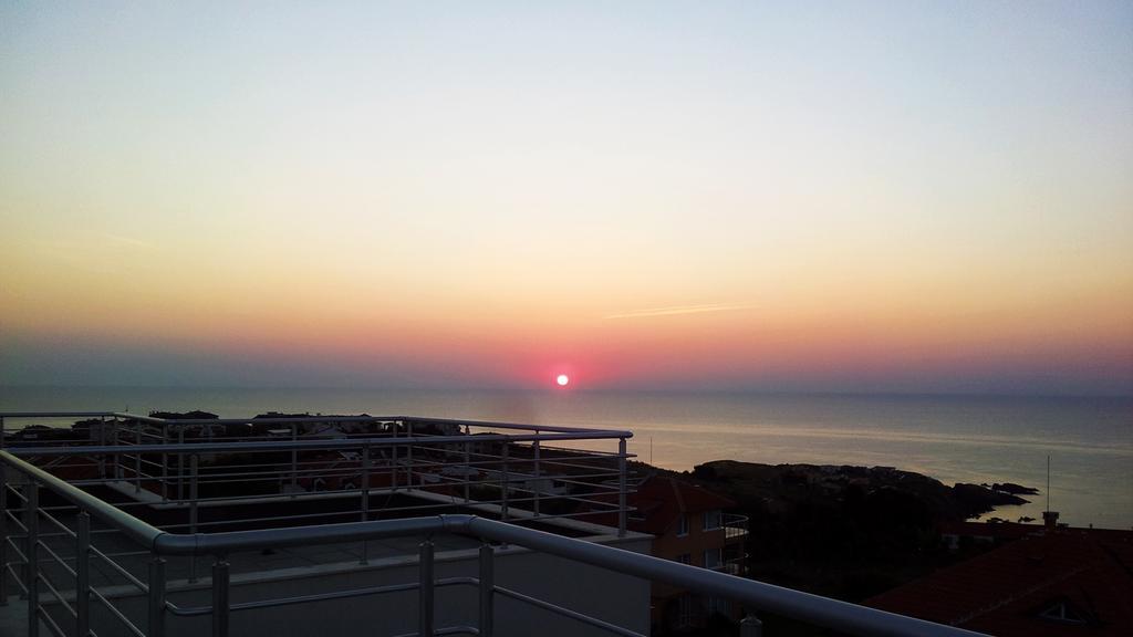 סוזופול High In The Sky Apartments מראה חיצוני תמונה